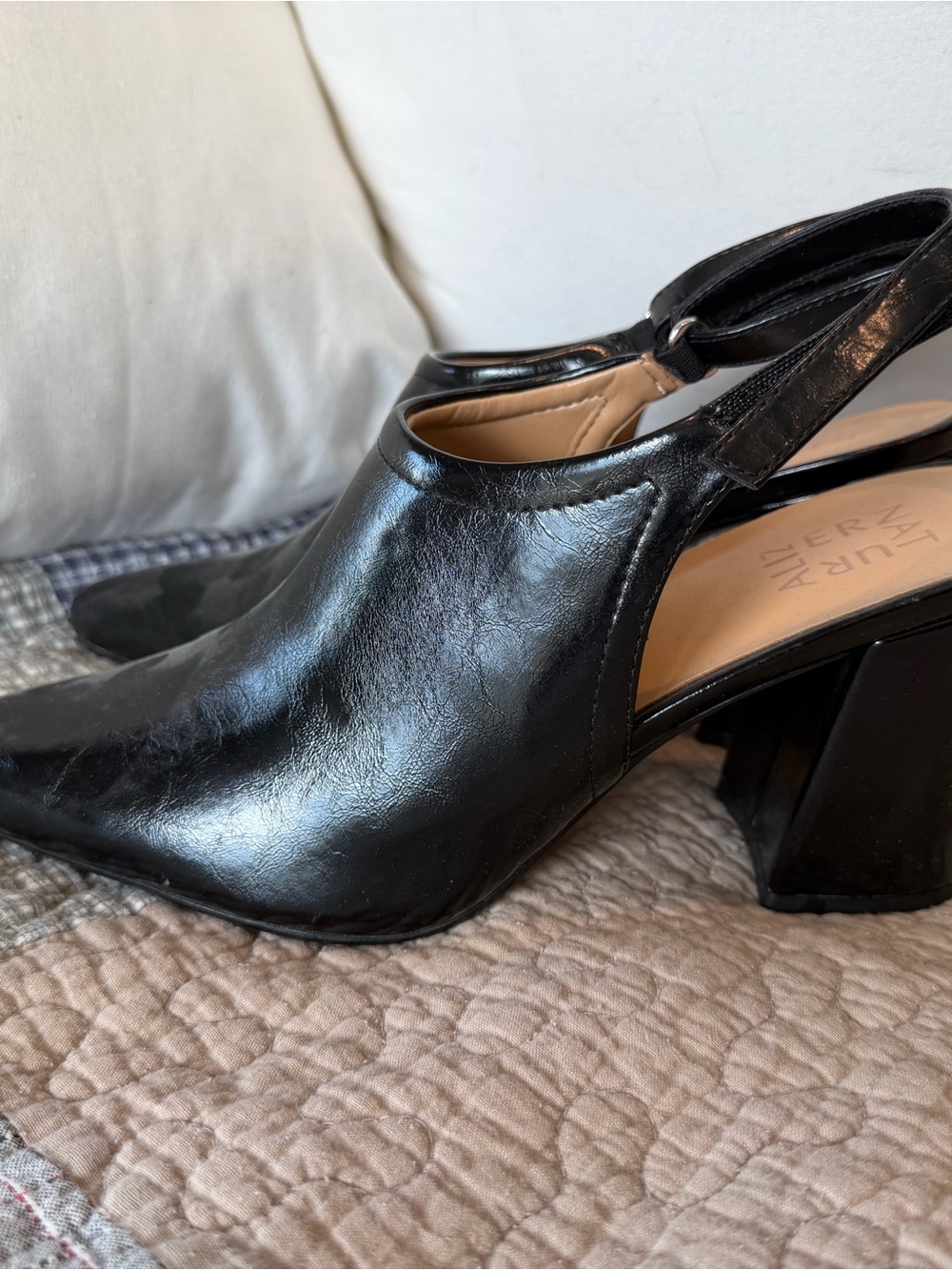 Naturalizer Women’s Black Leather Pointed Toe Slingback Buckle Heel US 10